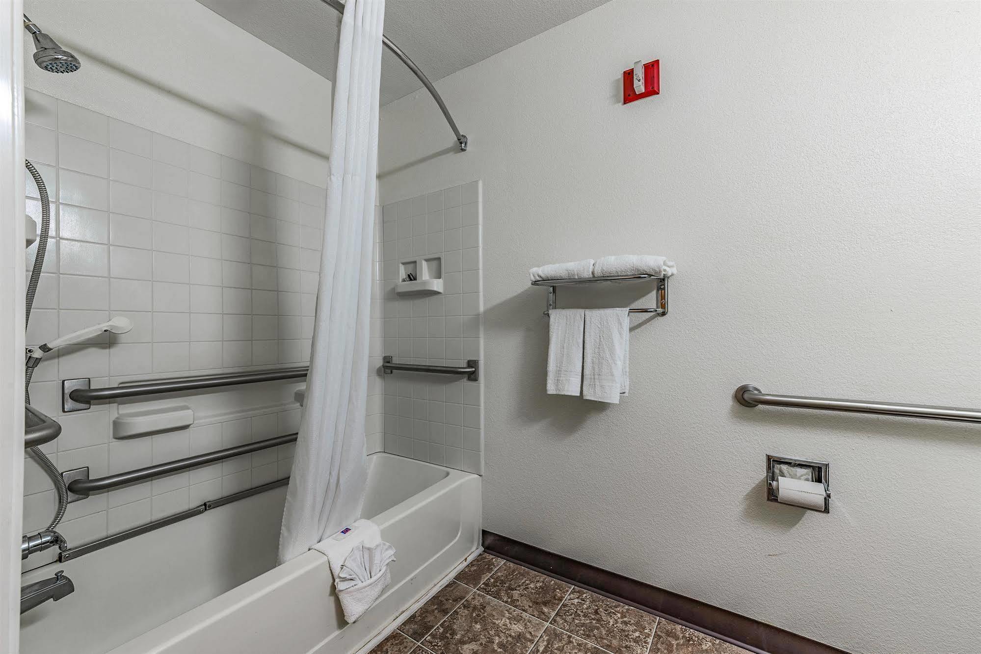 Motel 6-Charlotte, Nc - University Екстериор снимка